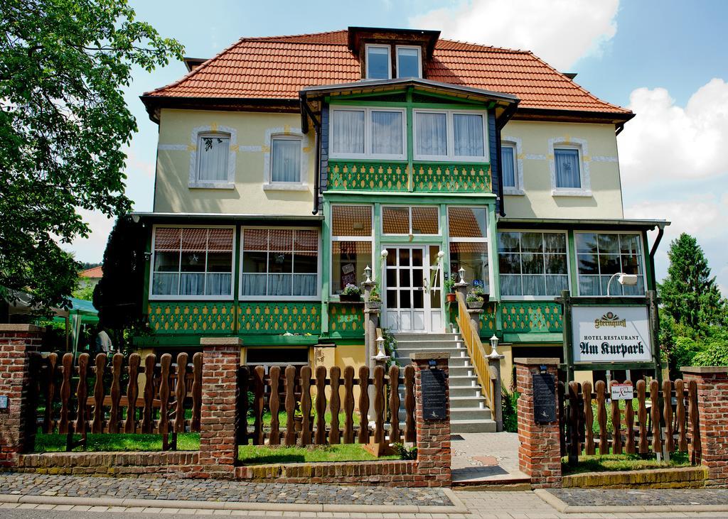 Hotel Am Kurpark Bad Suderode Exterior foto